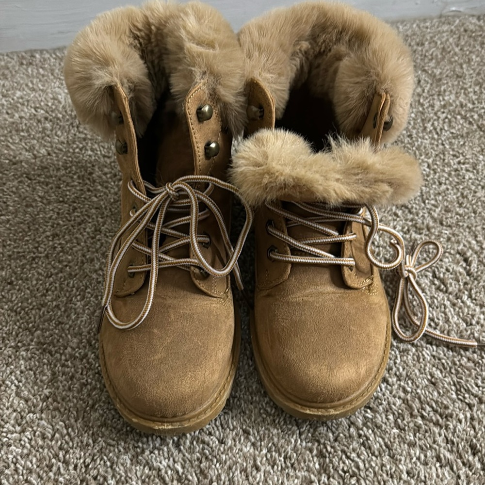 Winter boots